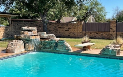 Transform your pool corners with RicoRock waterfalls